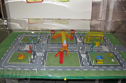 Фотография макета УИК «Автогородок» на выставке НТТМ-2009